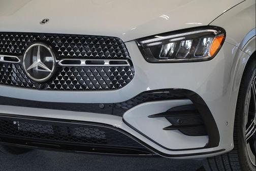 MANUFAKTUR Alpine Grey 2026 Mercedes-Benz GLE 450 4MATIC