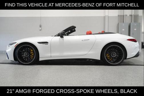 MANUFAKTUR Moonlight White Metallic 2022 Mercedes-Benz AMG SL 55 Base