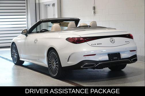 MANUFAKTUR Moonlight White Metallic 2026 Mercedes-Benz CLE 300 4MATIC Cabriolet