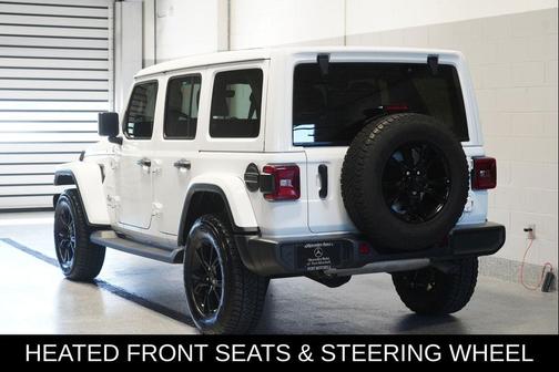 Bright White Clearcoat 2024 Jeep Wrangler 4-Door Sahara 4x4