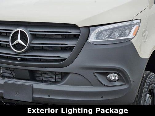 2025 Mercedes-Benz Sprinter 2500 High Roof