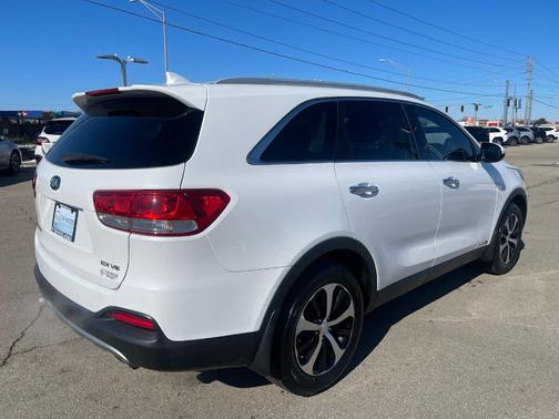 2016 Kia Sorento EX