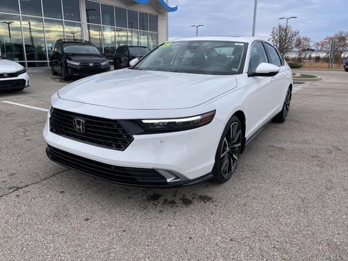 2025 Honda Accord Hybrid Touring