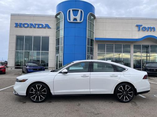 2025 Honda Accord Hybrid Touring