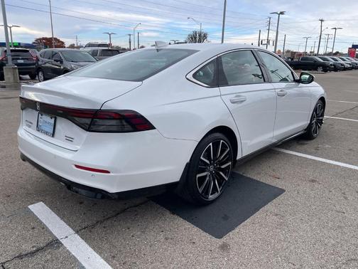 2025 Honda Accord Hybrid Touring