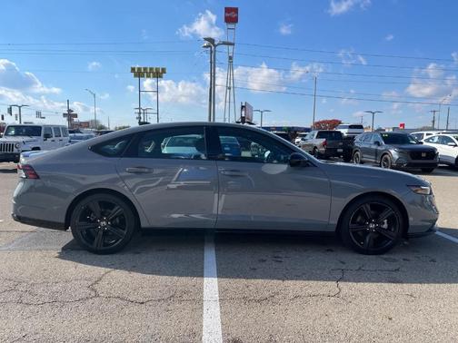 2023 Honda Accord Hybrid Sport-L