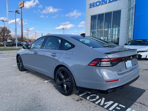 2023 Honda Accord Hybrid Sport-L