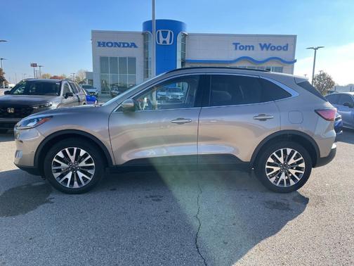 2020 Ford Escape Titanium