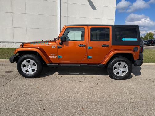2011 Jeep Wrangler Unlimited Sahara