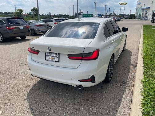 2020 BMW 330 i xDrive