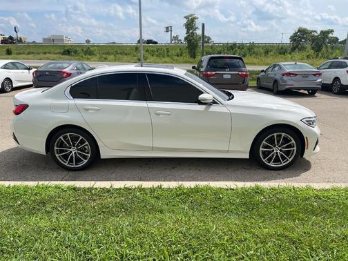 2020 BMW 330 i xDrive