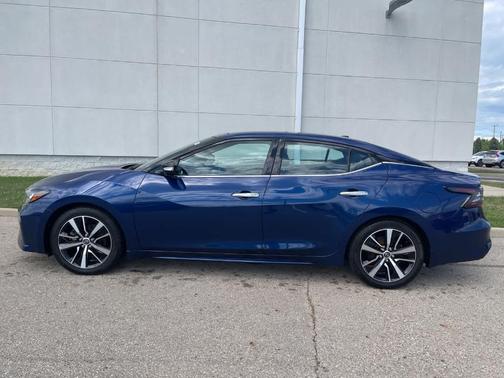 2023 Nissan Maxima 3.5 SL