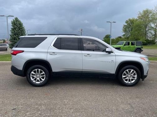 2021 Chevrolet Traverse LT Leather