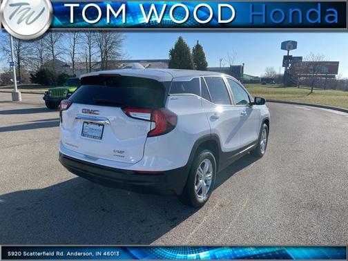 2024 GMC Terrain SLE