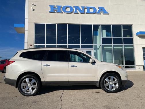 2011 Chevrolet Traverse LT