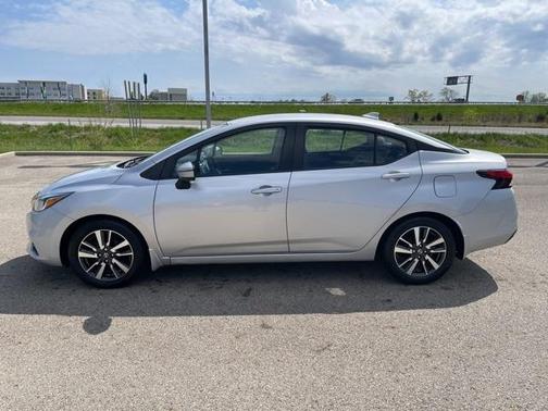 2020 Nissan Versa 1.6 SV