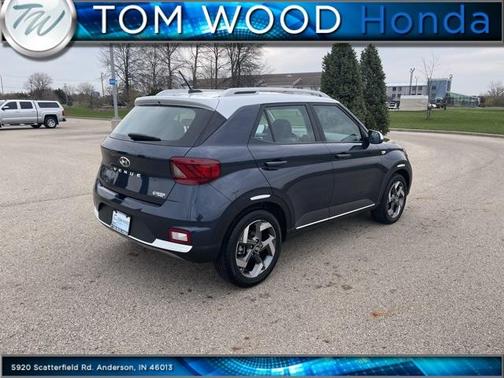 2024 Hyundai VENUE Limited