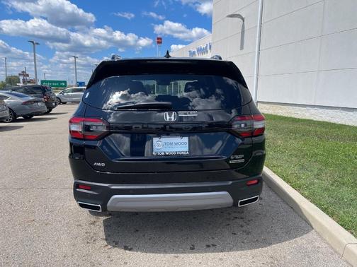 2025 Honda Pilot Touring