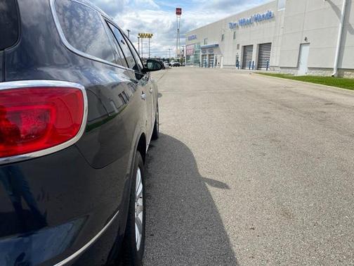2015 Buick Enclave Leather for sale in Anderson, IN - image 9