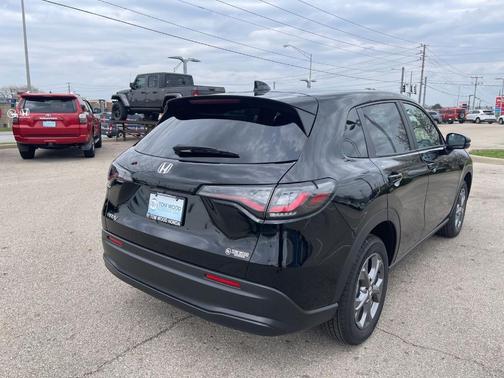 Black 2026 Honda HR-V LX