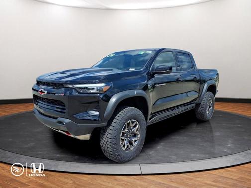 Black 2024 Chevrolet Colorado ZR2