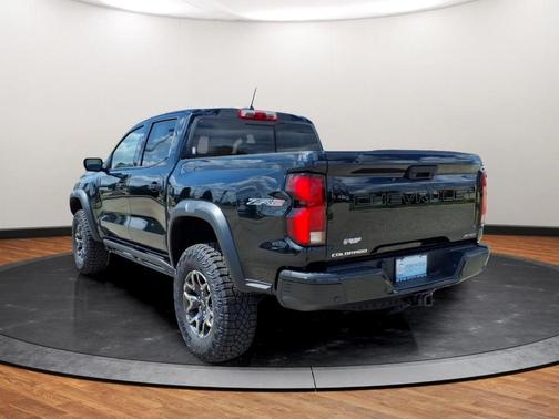 Black 2024 Chevrolet Colorado ZR2
