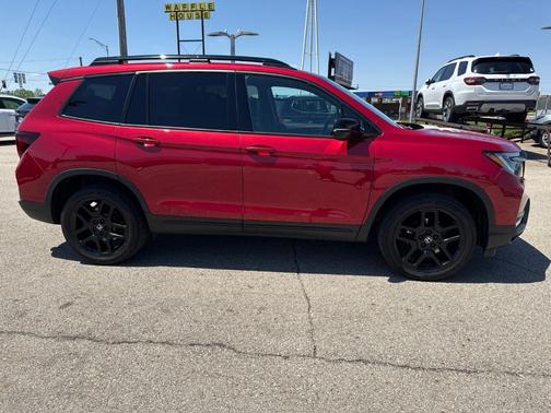 Radiant Red Metallic II 2024 Honda Passport Black Edition