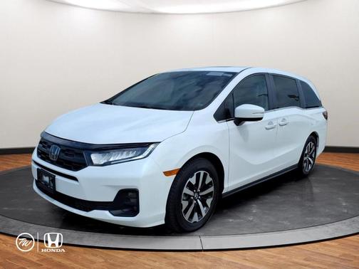 Platinum White Pearl 2025 Honda Odyssey EX-L