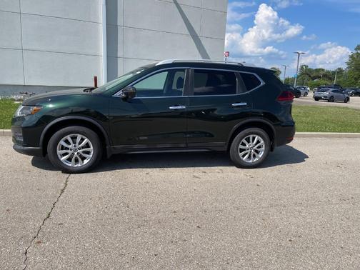 2018 Nissan Rogue SV