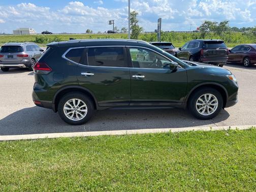 2018 Nissan Rogue SV