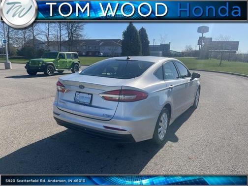 2019 Ford Fusion S