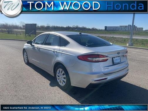 2019 Ford Fusion S