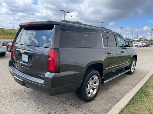 2016 Chevrolet Suburban LT