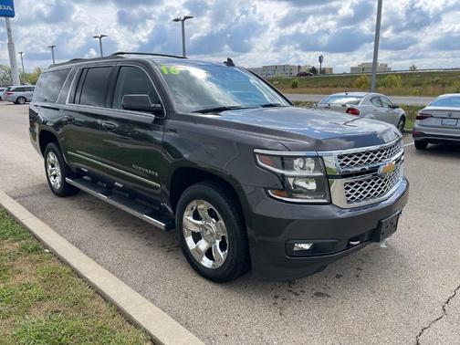 2016 Chevrolet Suburban LT