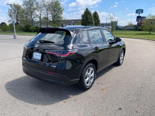 2025 Honda HR-V LX