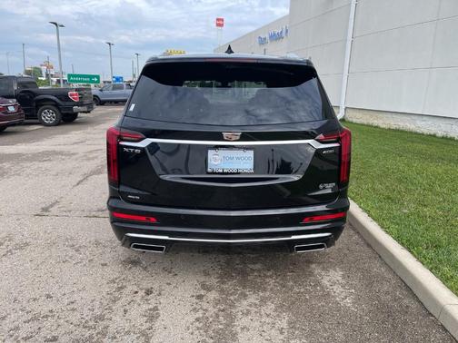 2025 Cadillac XT6 Premium Luxury AWD