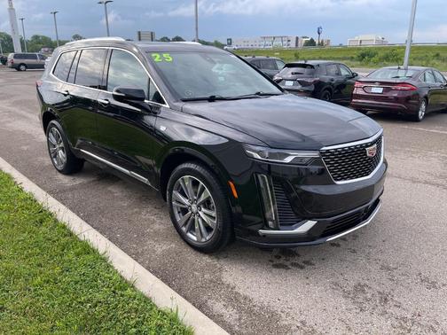 2025 Cadillac XT6 Premium Luxury AWD