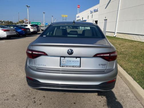 2024 Volkswagen Jetta 1.5T SE