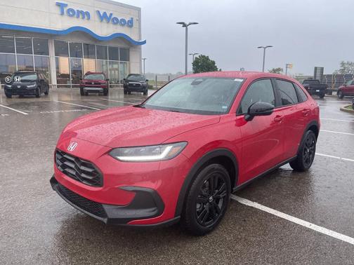Milano Red 2027 Honda HR-V Sport