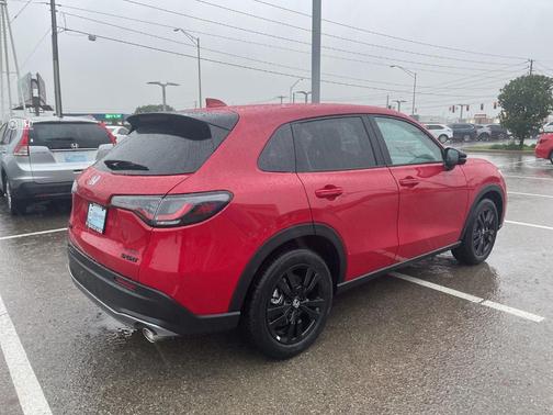 Milano Red 2027 Honda HR-V Sport