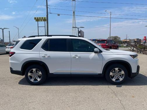 Platinum White Pearl 2026 Honda Pilot EX-L