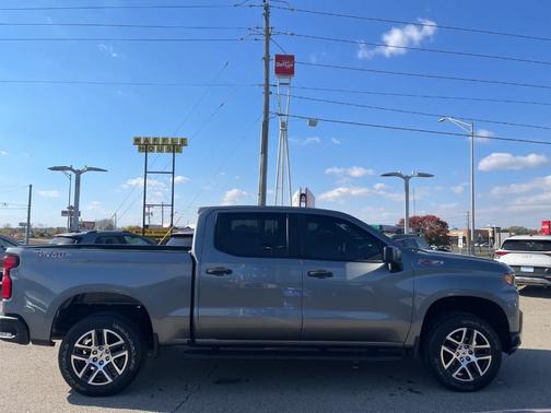 2019 Chevrolet Silverado 1500 Custom Trail Boss