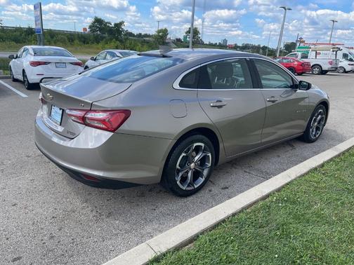 2022 Chevrolet Malibu LT