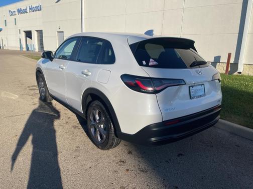 2026 Honda HR-V LX