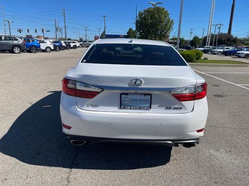 White Pearl 2018 Lexus ES 350 Base