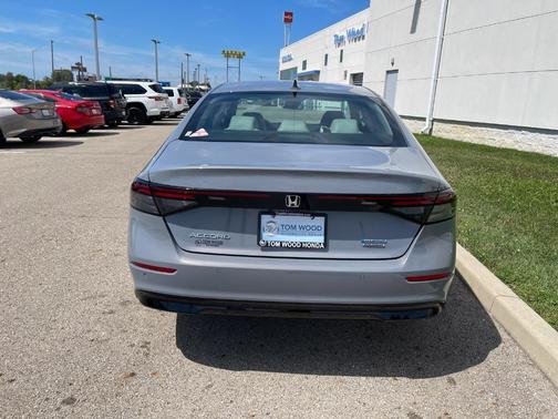 2025 Honda Accord Hybrid Touring