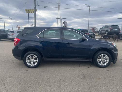 2017 Chevrolet Equinox LS
