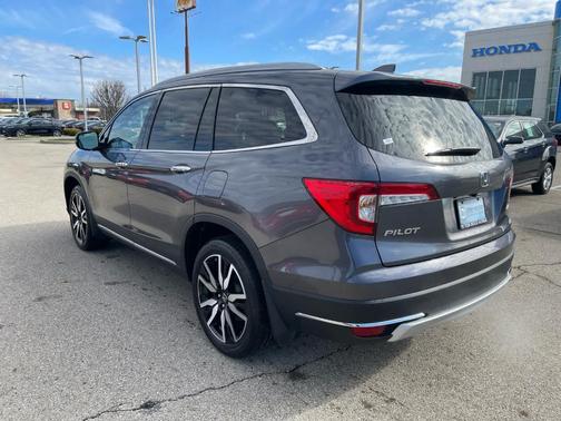 2022 Honda Pilot Touring 7-Passenger