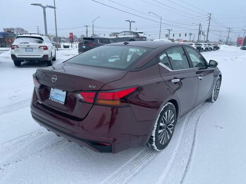 2024 Nissan Altima 2.5 SV