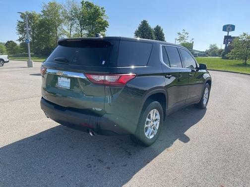 2021 Chevrolet Traverse LS